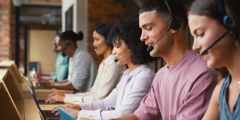 A structured Customer Support help system ensures safety, clarity