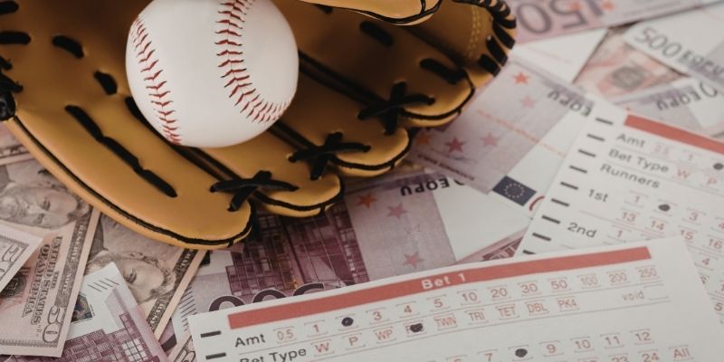 Statistical breakdowns illustrate concepts in the How betting algorithms predict match outcomes model.