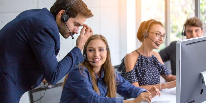 Guides help users follow correct steps when managing payments or accounts.